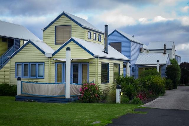 Roof Restoration: Protecting Your Coffs Harbour Home from Water Damage